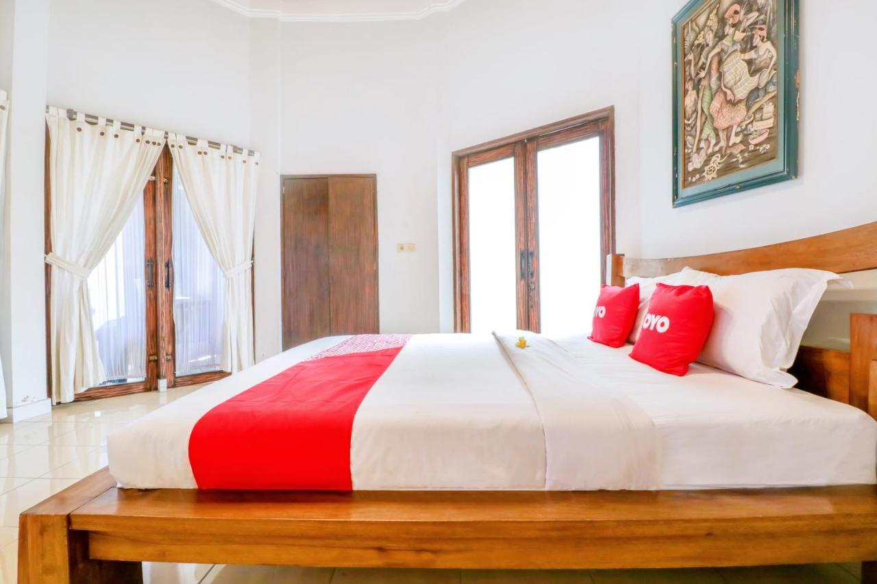 Oyo 1757 Villa Dende Ломбок Экстерьер фото