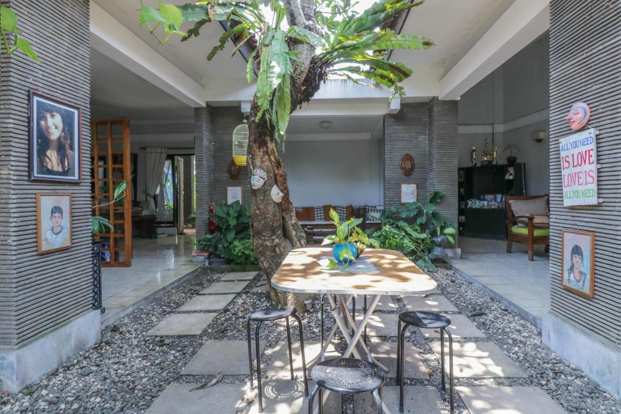 Oyo 1757 Villa Dende Ломбок Экстерьер фото